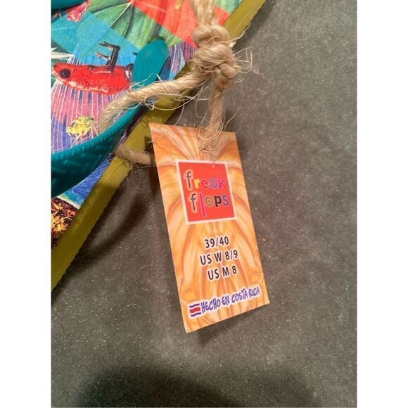 #138 FREAK FLOPS Tropical Flip Flops - Picture 6 of 7